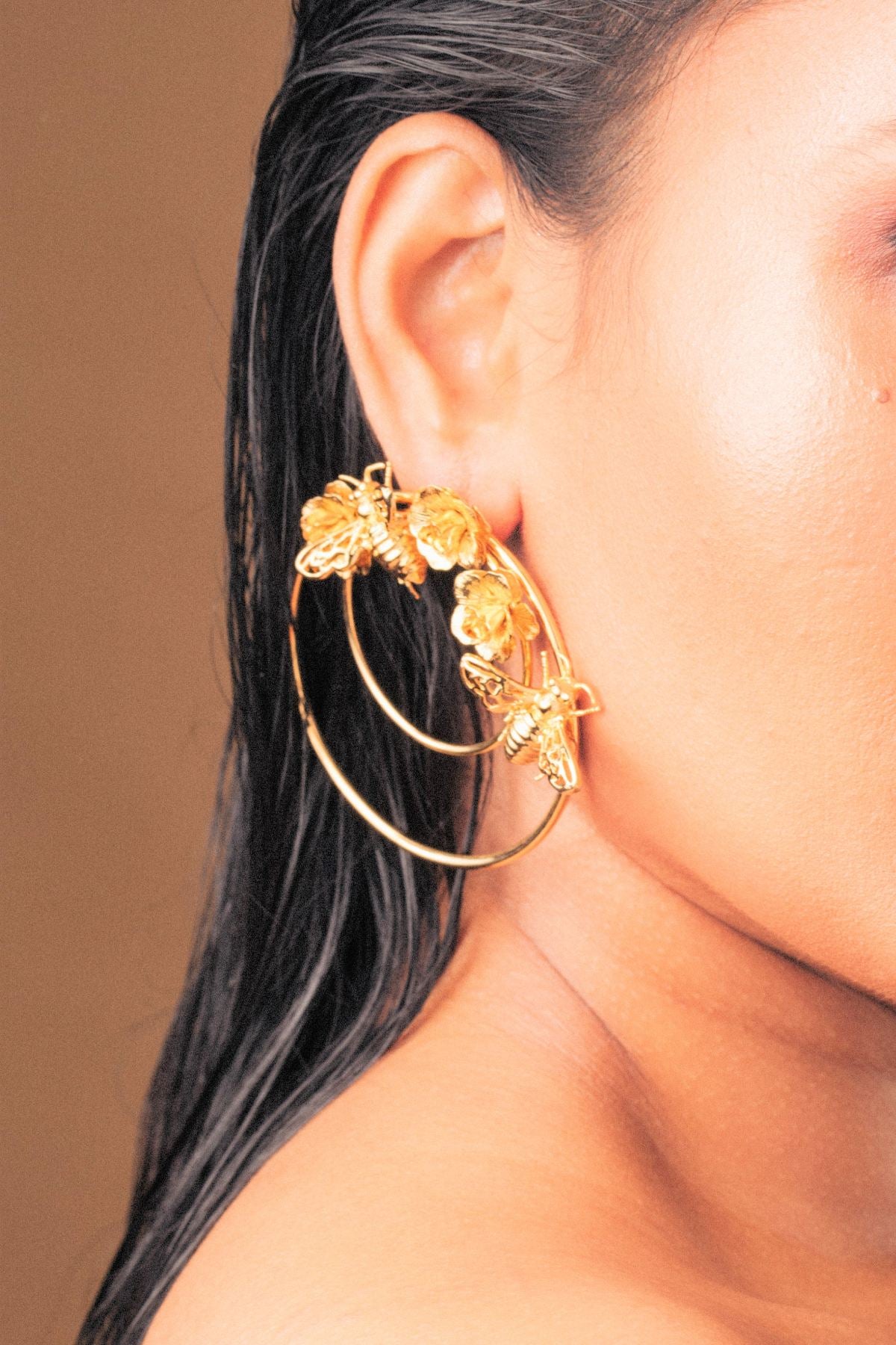 Buy Delicate bees hoops earrings by RUHHEITE Online at Scrollnshops